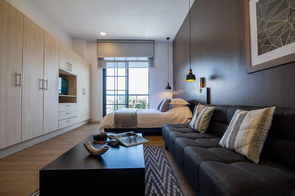 Mumbai Modern Studio Quito 0*,